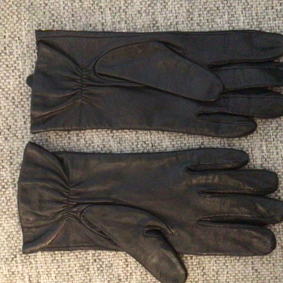 MICHAEL KORS Black Leather Gloves with Gold Decoration Size L - Picture 2 of 4